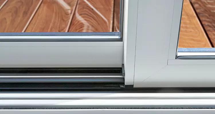 Patio Doors Leaking Water Issue Repair Services in Riviera Beach, FL