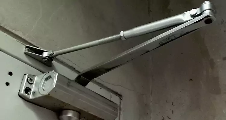 Door Closer Parallel Arm Installation in Riviera Beach, FL