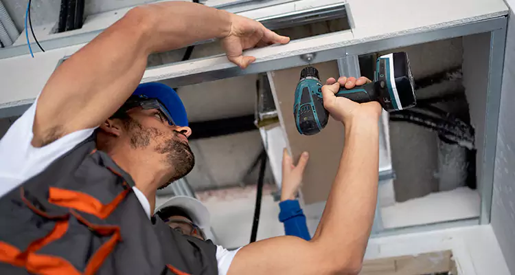 Emergency Overhead Door Repair in Riviera Beach, FL