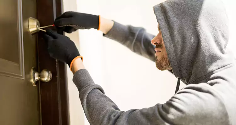 Emergency Motel Lock Repairs—Available 24/7 in Riviera Beach, FL