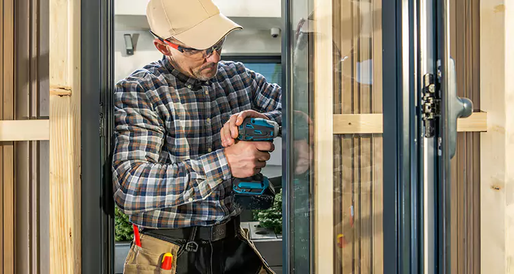 Top-Rated Patio Door Handle and Lock Repair Service for Homeowners in Riviera Beach, FL